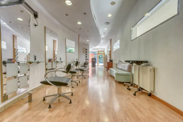 Local comercial 68m² en venta - L\'Eixample — 7