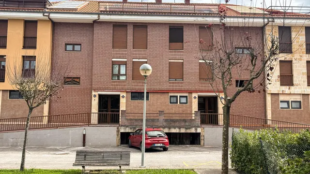 APARTAMENTO A POCOS METROS DE LA PLAYA DE COBRECES — 18