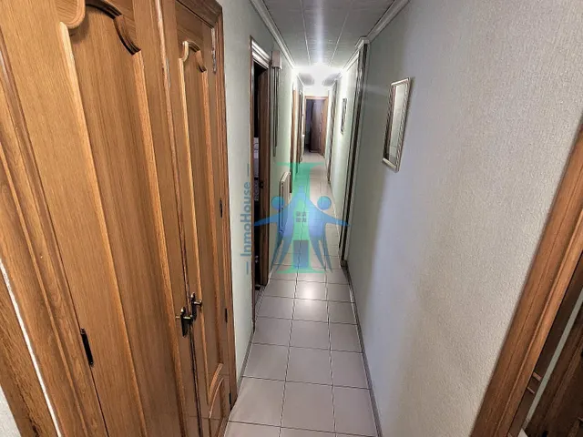 Se vende piso en ensanche-franciscanos — 14