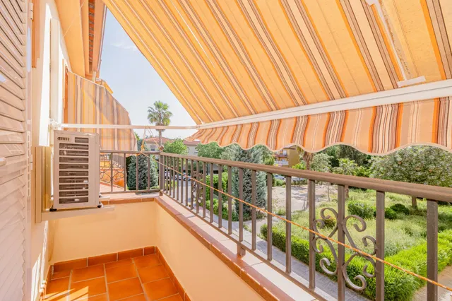 Fantástica casa adosada con gran patio, sótano habitable y excelente luminosidad !! — 29