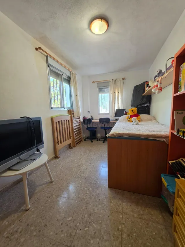 Chalet rústico con parcela de casi 650 metros — 9