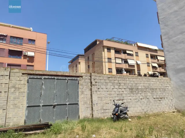 EXCELENTE SOLAR EN PUERTO DE SAGUNTO CON POSIBILIDAD DE EDIF - foto 2