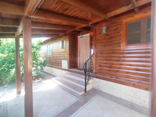 CASA CHALET EN MONCOFAR