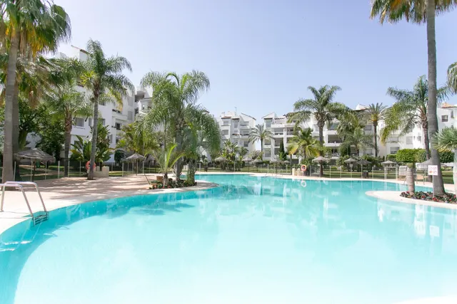 ALQUILER desde SEPTIEMBRE hasta 30 DE JUNIO 2026!!  Apartamento en Urb Costalita, Cancelada — 25