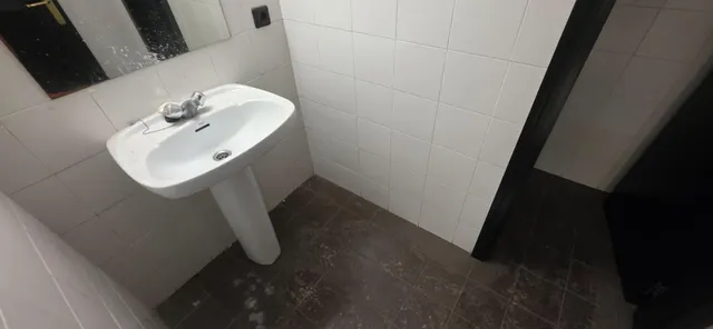 LOCAL COMERCIAL ACONDICIONADO DE 350 METROS EN PLENA — 11