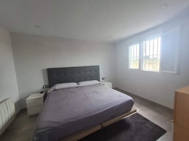 CHALET INDEPENDIENDIENTE EN PARCELA DE 1.450 M2, PISCINA Y AMPLIAS ZONAS EXTERIORES — 20