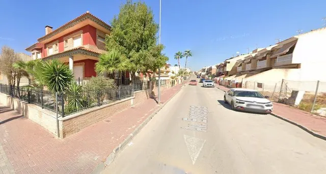 SE VENDE piso OKUPA en C Marques De Molina de Molina de Seg