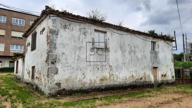 UNIFAMILIAR EN PIEDRA PARA REFORMA EN NARÓN