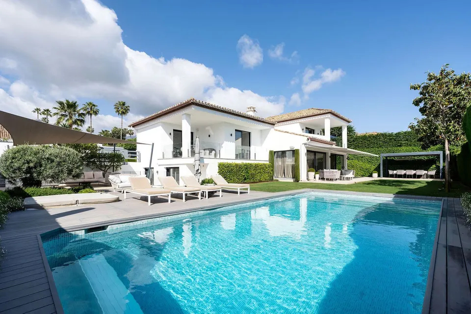 Chalet 5 habitaciones 306m² en venta - Marbella