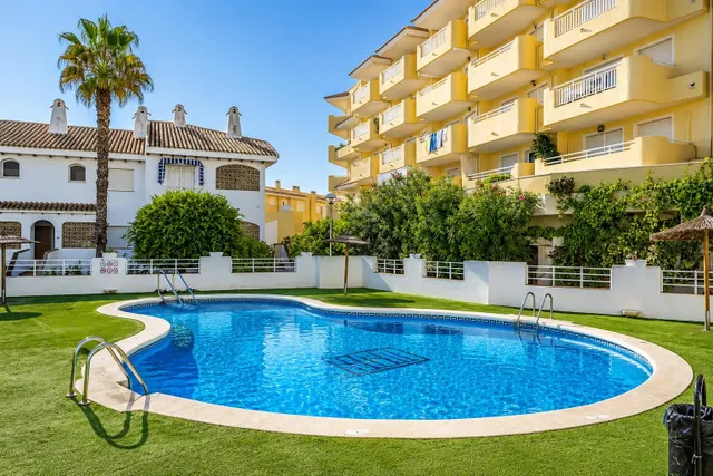 Apartamento junto a la playa de Aguamarina — 16