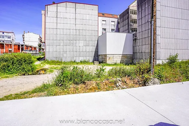 Oportunidad Única! Solar Urbano en Venta en Carballo, - foto 2