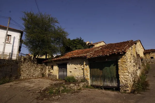 CUADRAS EN BIELVA — 2