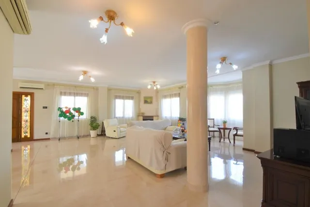 Villa 5 habitaciones 360m² en venta - Ciudad Quesada — 44