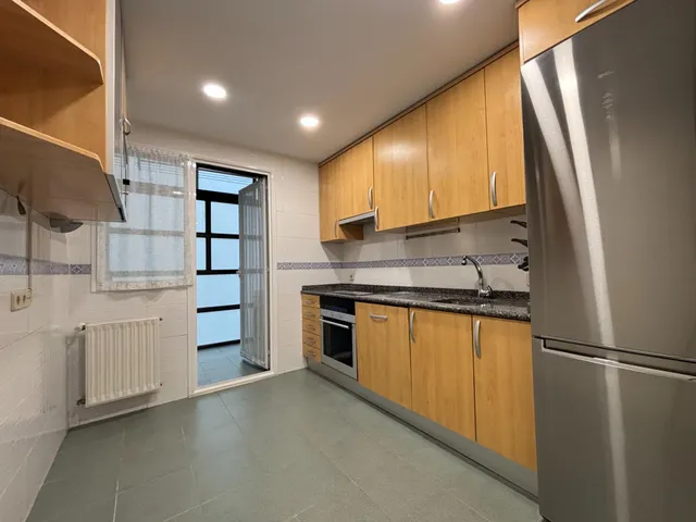 Piso EXTERIOR de 3 DORM con 2 plazas de garaje y piscina en Sanchinarro — 6
