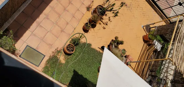 ¡oportunidad en nuevo bulevar! amplio chalet adosado con jardín único y dos plazas de parking privadas. — 11