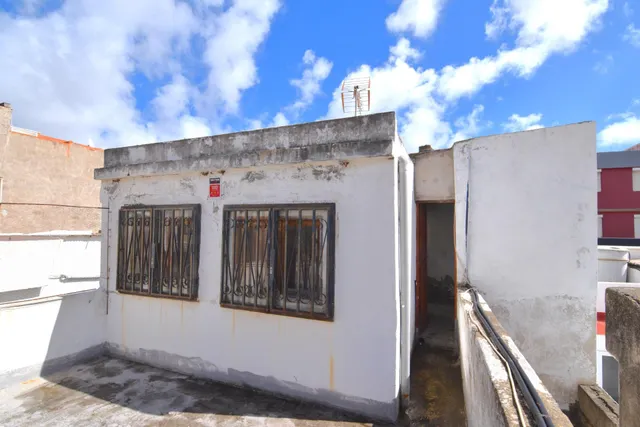 Casa 3 habitaciones 121m² en venta - Santidad — 23