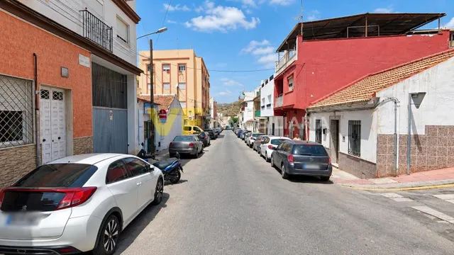 ¡Gana espacio en una de las zonas más consolidadas de Málaga! — 15