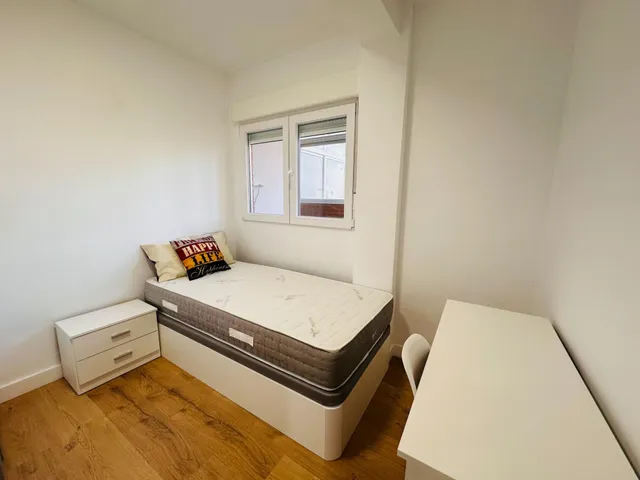 Habitación 4 habitaciones 101m² en alquiler - Alcampo — 39