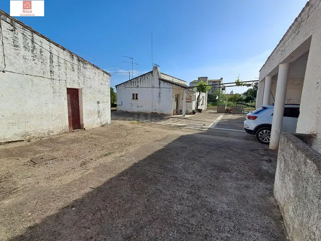 VENTA PARCELA DE COLONOS EN EL TERMINO DE VALDELACALZADA, CO - foto 4