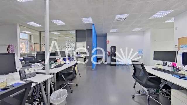 Excelente local comercial/oficinas en el Pla d'en Boet - foto 3