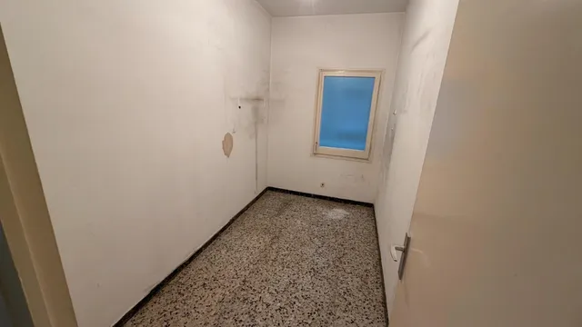 PISO EN LES CORTS — 7