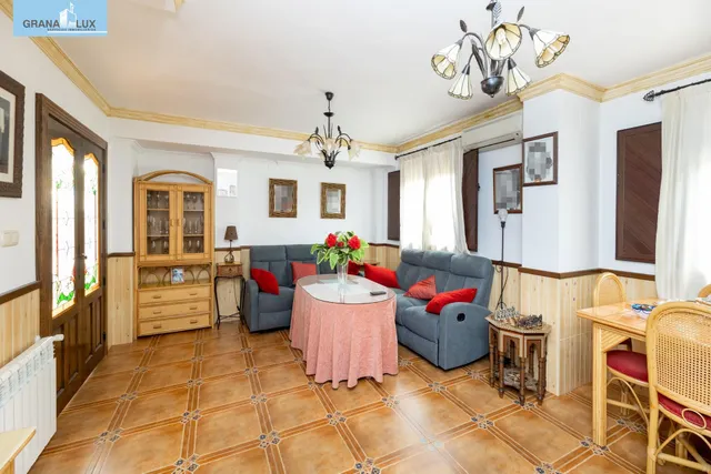 VIVIENDA PAREADA EN MONTELUZ — 24