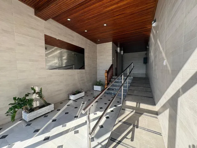 FANTÁSTICO PISO CON TERRAZA Y VISTAS A LA BAHIA. EN PERIODO DE PUJAS AL ALZA HASTA EL 08/10 — 24