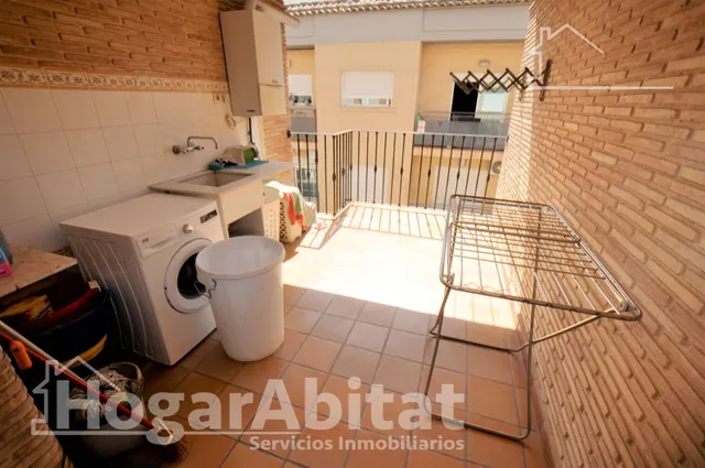 Casa seminueva con garaje, terraza y ascensor — 42