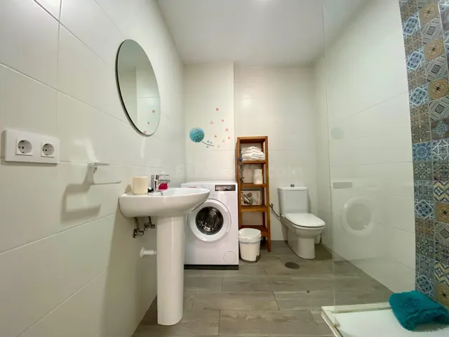 Apartamento reformado de 1 dormitorio en zona Las Palmeras — 11