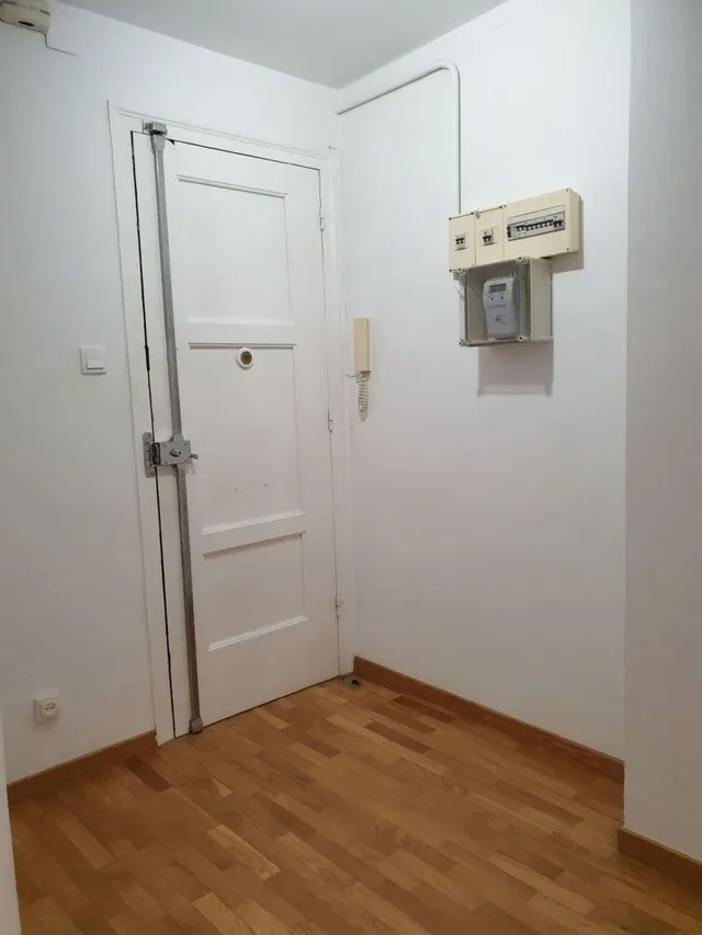 Piso 60m2 , 3 habitaciones , calefacción , ascensor — 9