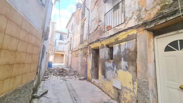 Casa en venta en Escatrón. — 3
