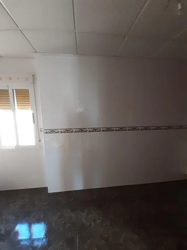 Edificio entero planta baja y 3 alturas — 3