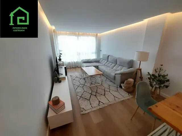 Amplio y Moderno Piso con trastero en Vilagarcía de Arousa — 2