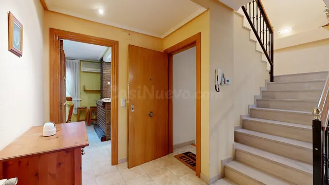 Espectacular Casa Aislada en Ruiseñores: Tu Oasis Privado en - foto 3