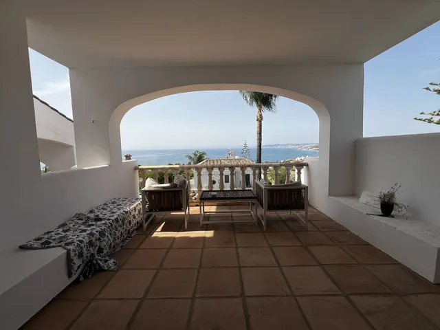 Chalet 5 habitaciones 696m² en venta - Costa Del Sol - foto 4