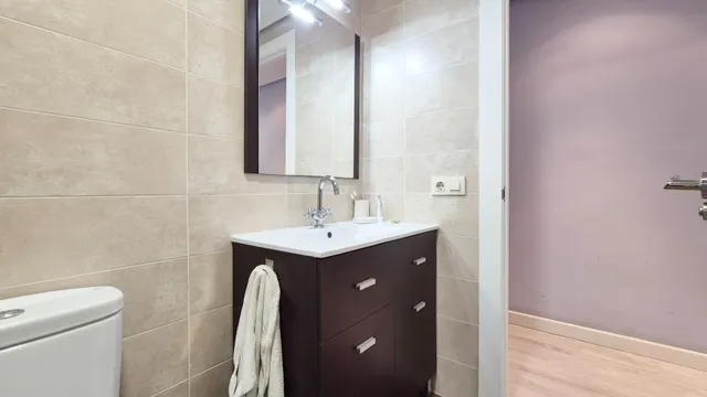 PISO VENTA SALAMANCA. Urbis te ofrece un piso reformado en venta en Garrido Sur, Salamanca. — 46