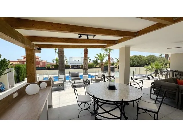 Villa 4 habitaciones 350m² en venta - Pueblo — 12