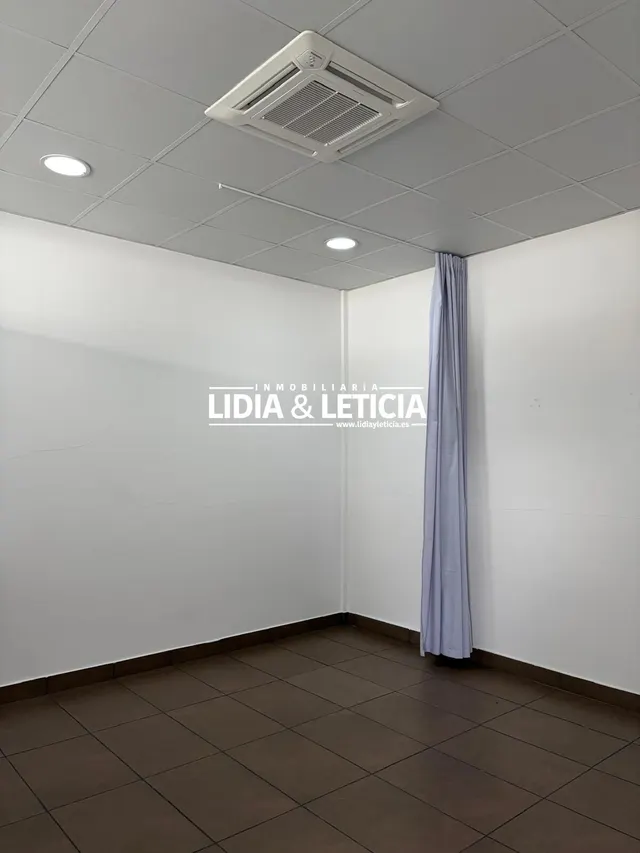 Local Comercial ideal para Consultas, Centro Médico... — 8