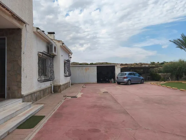 Chalet con piscina en peña las aguilas-Elche — 12