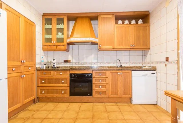 Casa de pueblo en el centro de Torrevieja - foto 4