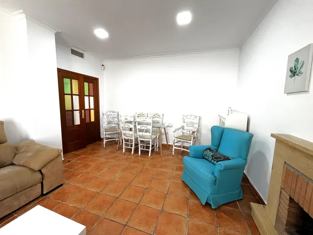 2 CHALETS EN LA ZONA DE EL FLORIN — 23
