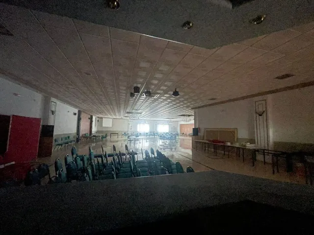 SALÓN DE  BODAS Y RESTAURANTE EN VENTA — 9
