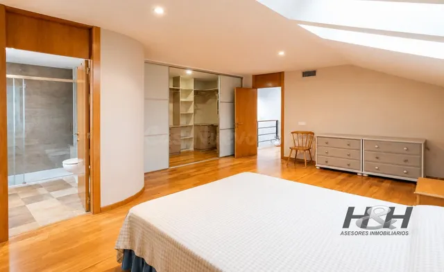 Casa 5 habitaciones 379m² en venta - Burjassot - foto 2