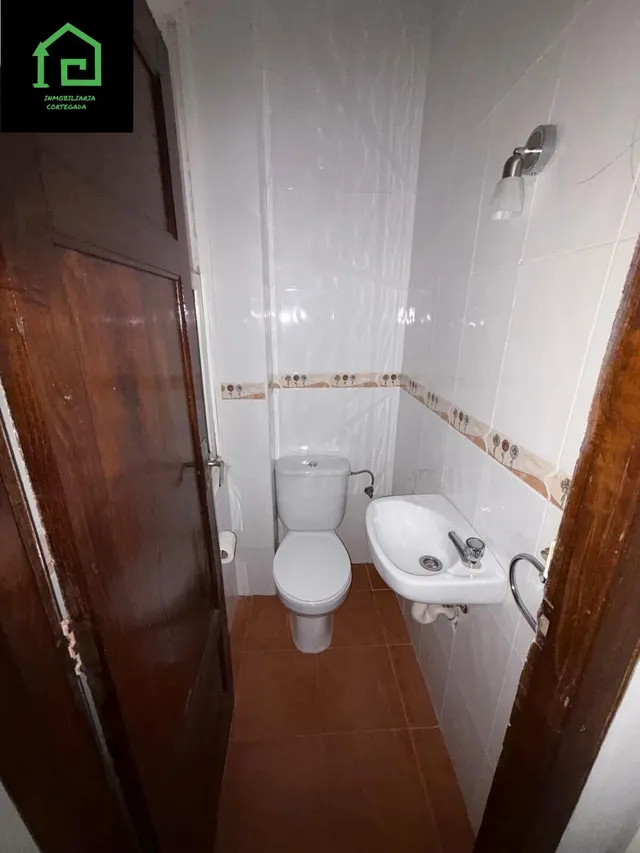 AMPLIO PISO EN PLENO CENTRO DE VILAGARCÍA DE AROUSA PARA REFORMAR — 34