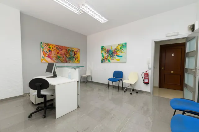 Magnífica oportunidad en pleno centro de Fuengirola - foto 4