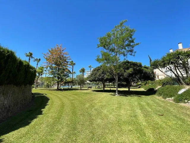 Piso Alquiler Urbanización Cerrada (AGOSTO DISPONIBLE) — 2