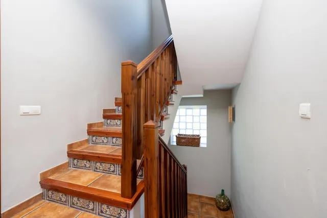 Preciosa Casa Pareada en Urbanización El Ventorrilo (Vegas del Genil) — 25