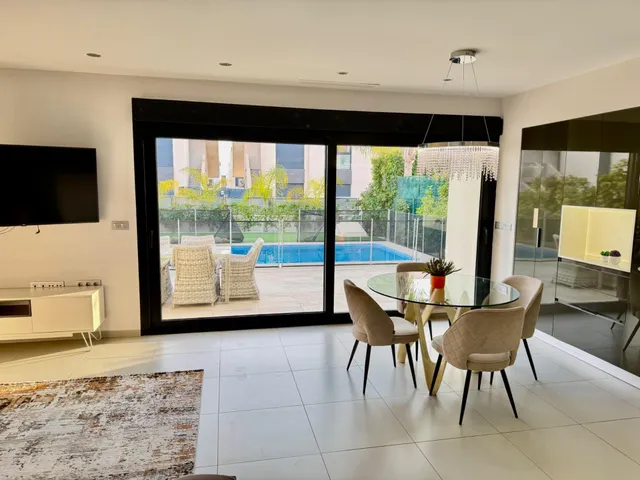 Villa 3 habitaciones 125m² en venta - Centro de la Ciudad Quesada — 6