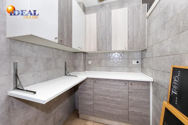 ✨ ¡OPORTUNIDAD ÚNICA EN EL ZADÍN! ✨  Local Reformado de 45 m2 con Gran Potencial — 5