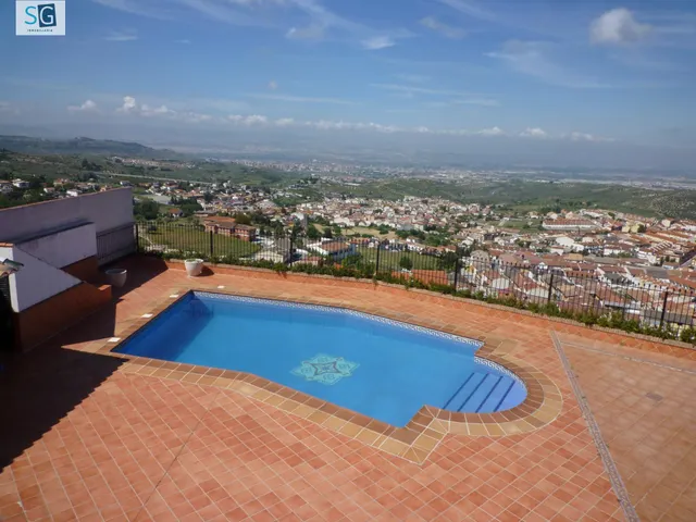 Chalet independiente con vistas panorámicas a Granada — 15
